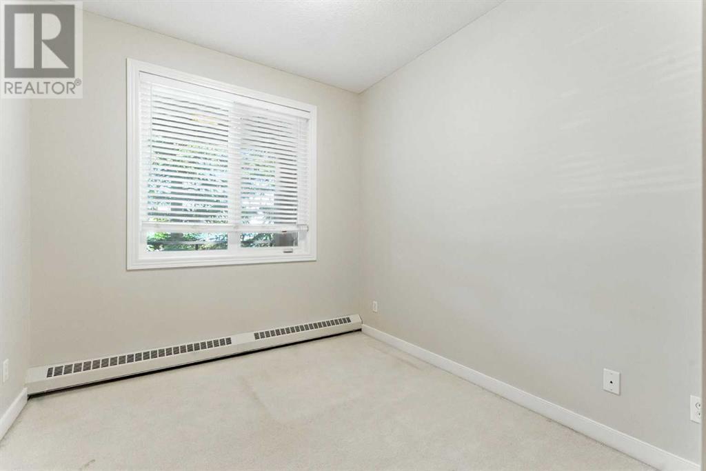 Single Family House for Sale in   Signature Park SW Signal Hill Calgary 