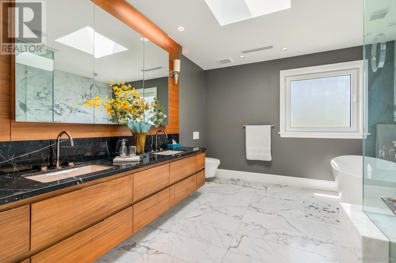 8180 SUNNYWOOD Drive, Richmond