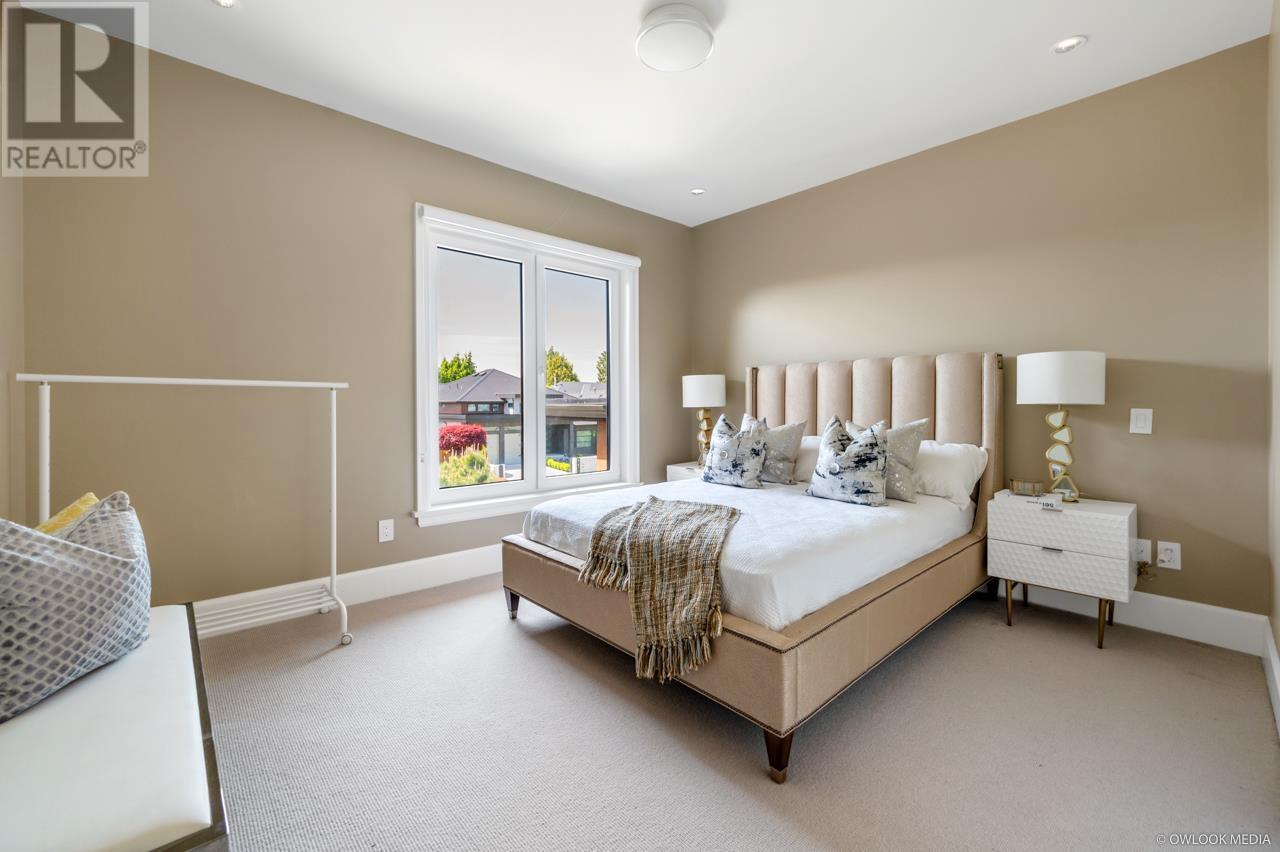 8180 SUNNYWOOD Drive, Richmond