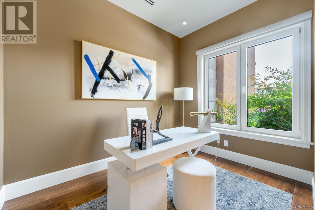 8180 SUNNYWOOD Drive, Richmond