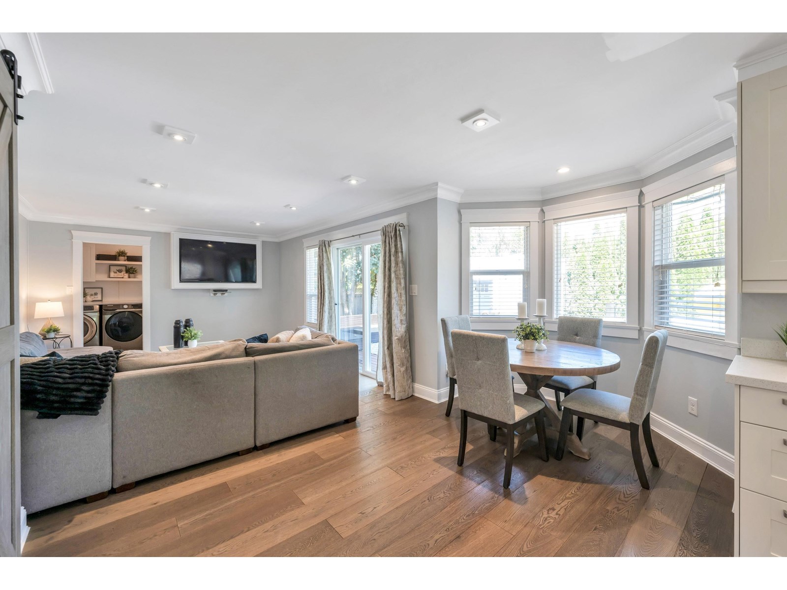 Photo 7 of 22111 46 Avenue, Langley BC