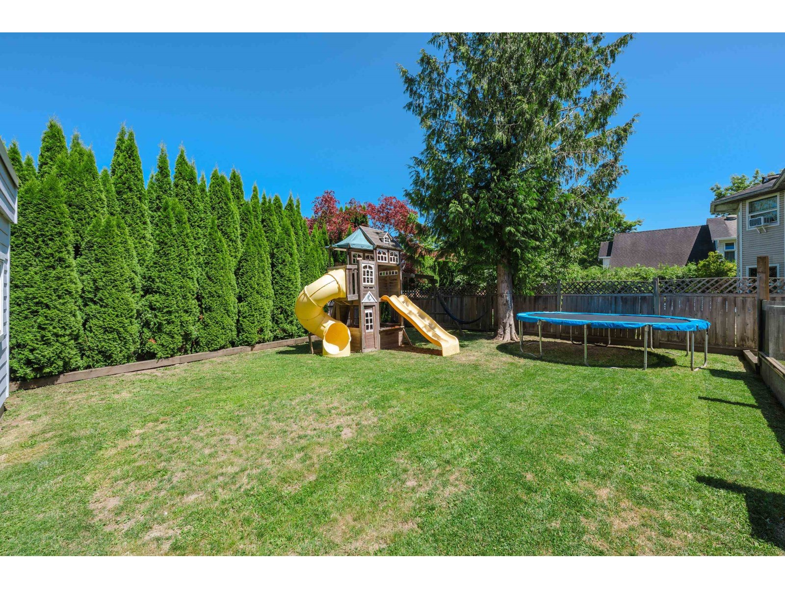 Photo 34 of 22111 46 Avenue, Langley BC