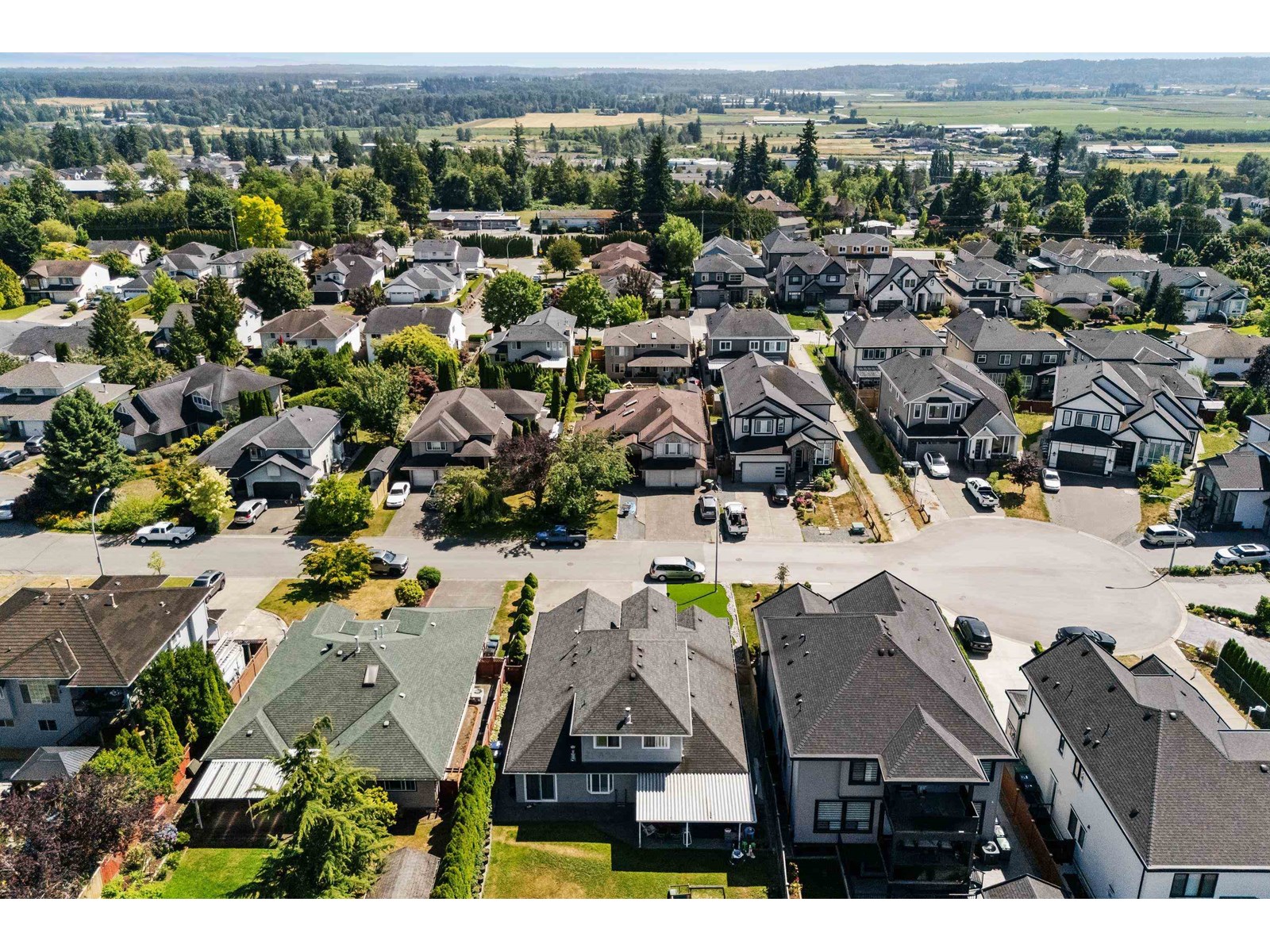 Photo 13 of 18629 56 B Avenue, Surrey BC