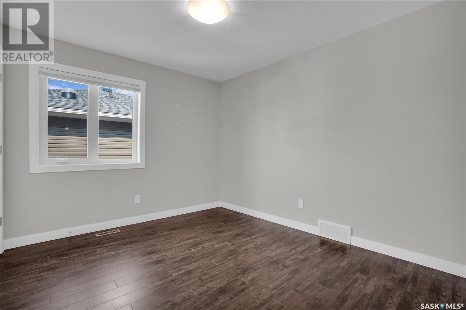 Photo 8 of 4525 Green Water Road E, Regina SK