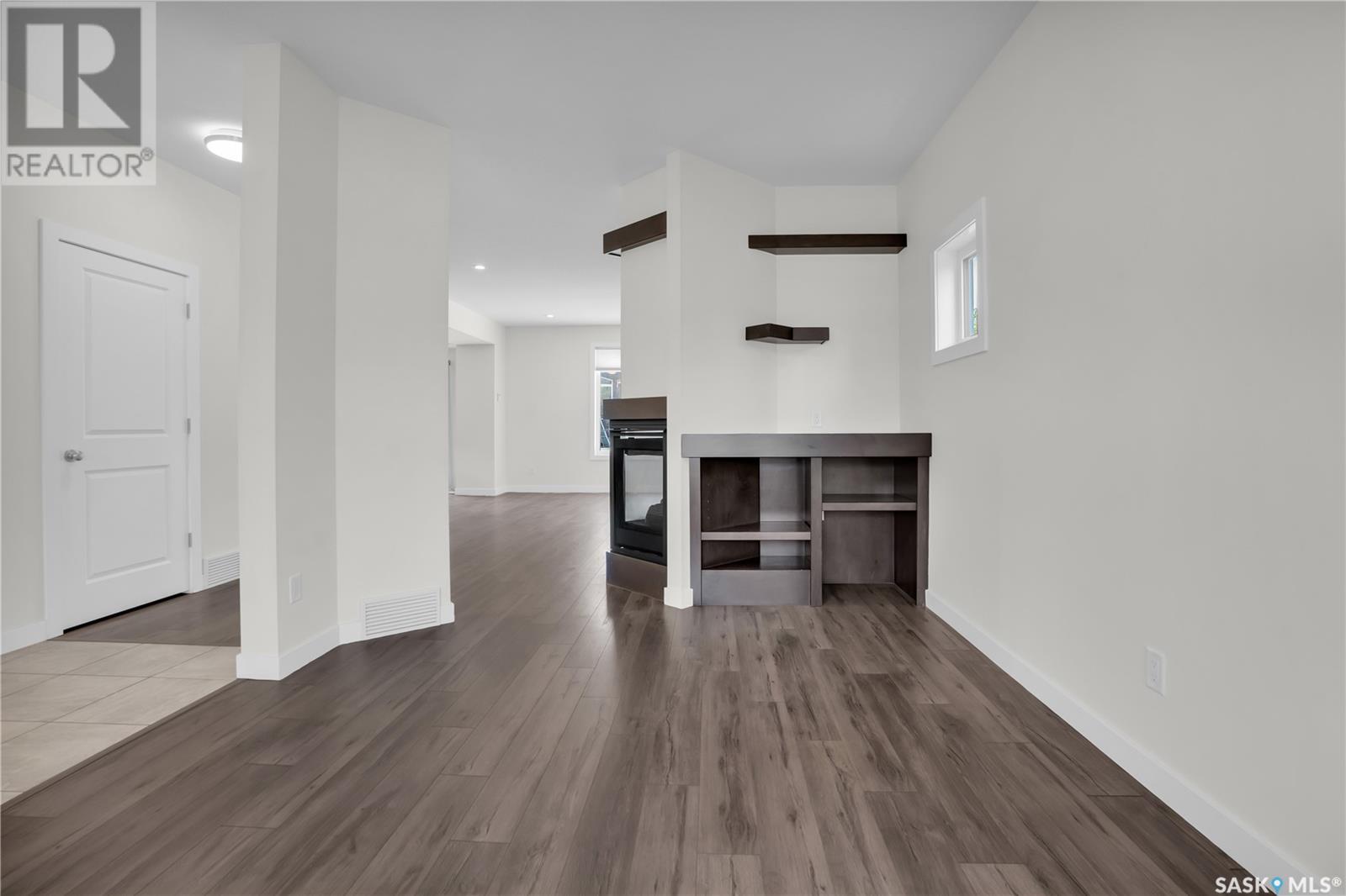 Photo 23 of 4525 Green Water Road E, Regina SK