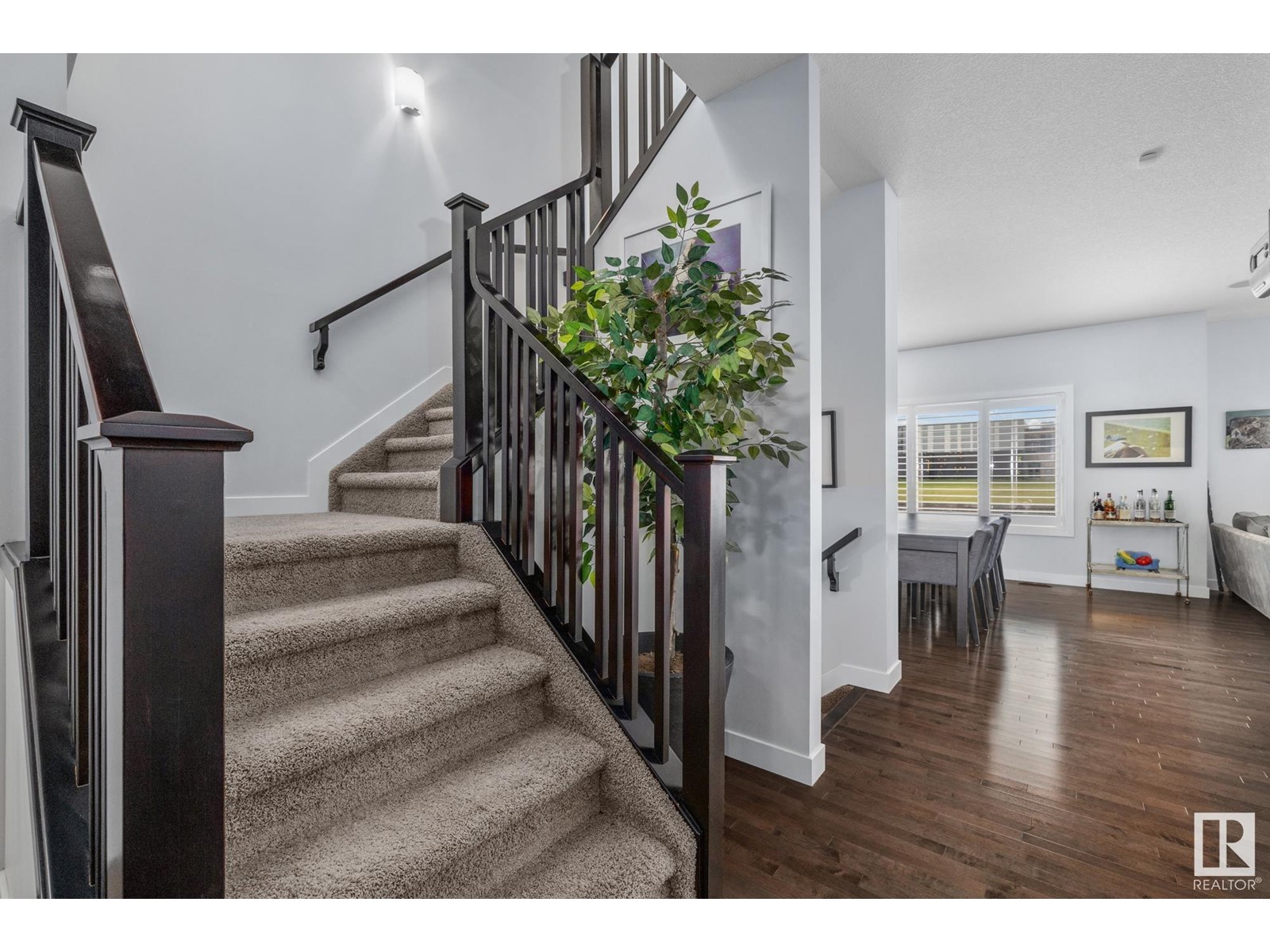 Photo 7 of 21937 94 A Av Nw, Edmonton AB