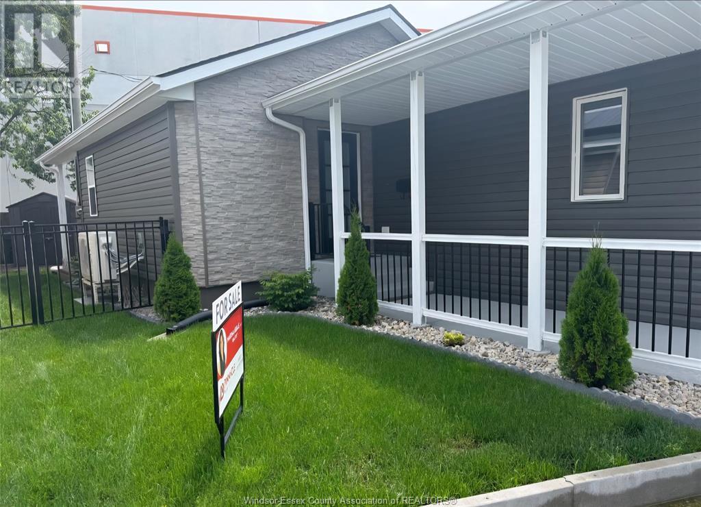Photo 28 of 20 Bonita, Windsor ON