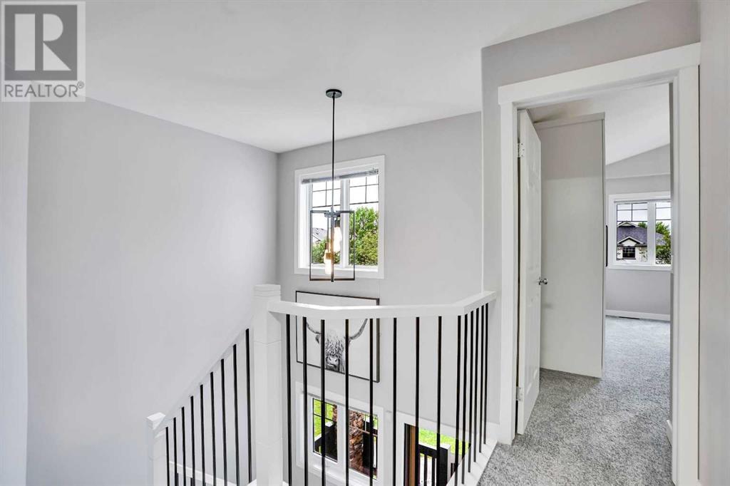 Single Family House for Sale in  Somerglen Cove SW Somerset Calgary 