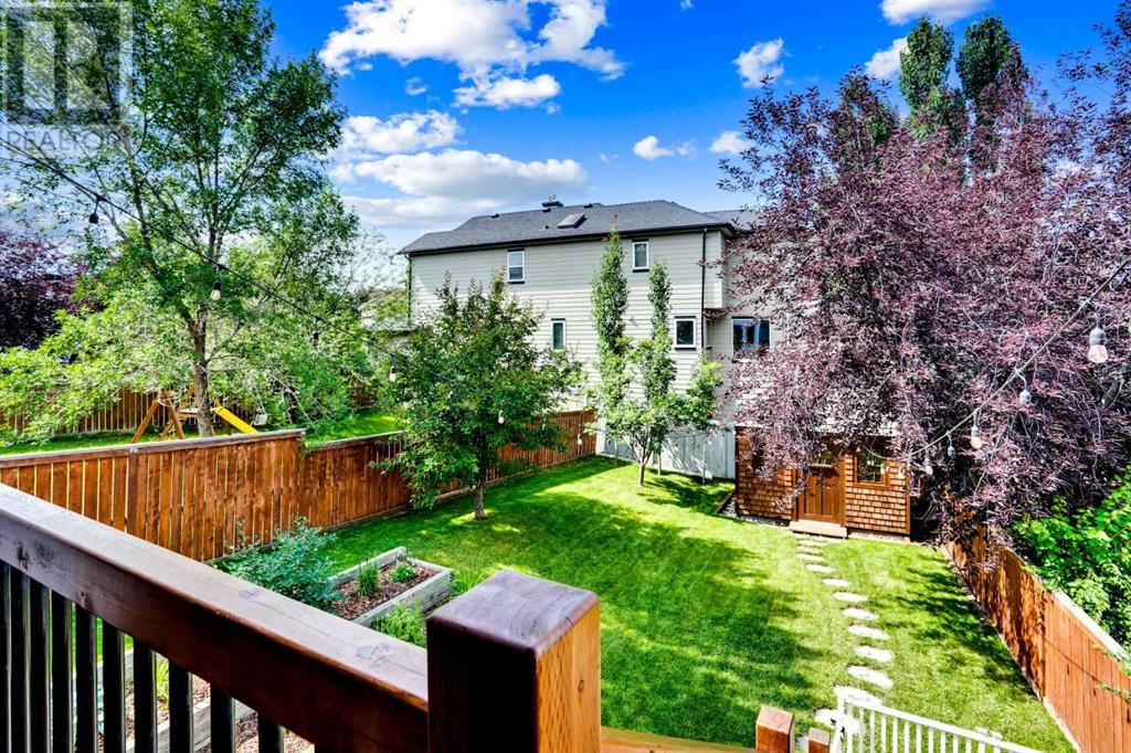 Single Family House for Sale in  Somerglen Cove SW Somerset Calgary 