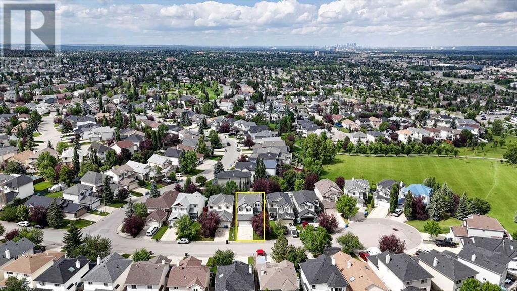 Single Family House for Sale in  Somerglen Cove SW Somerset Calgary 