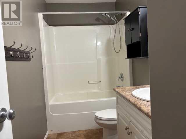 Photo 6 of 207 4801 47 Avenue, Lloydminster SK