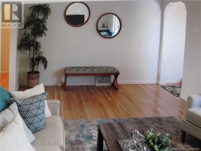 Photo 3 of 410 24 Street S, Lethbridge AB