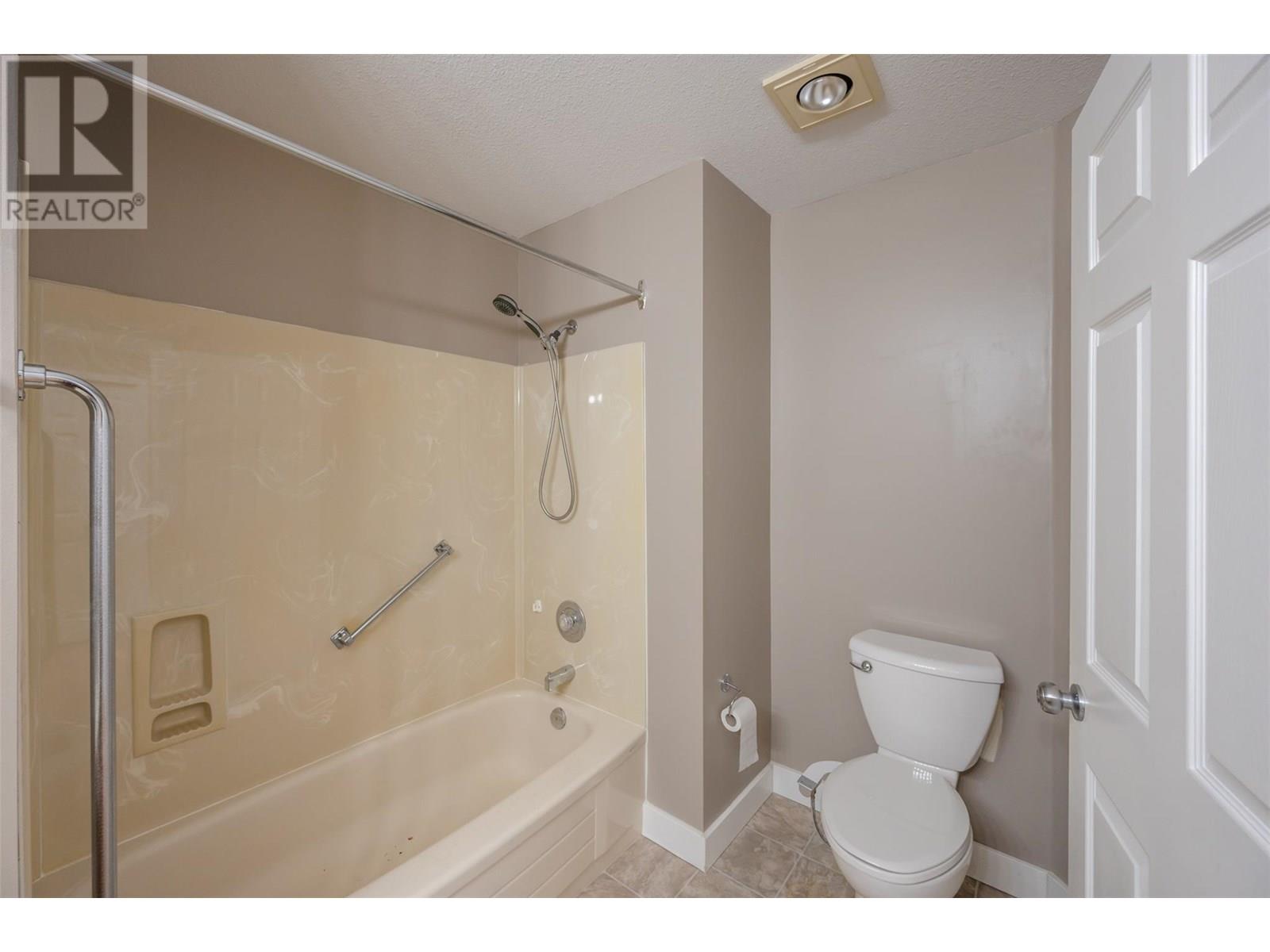 157 Green Avenue W Unit# 201, Penticton