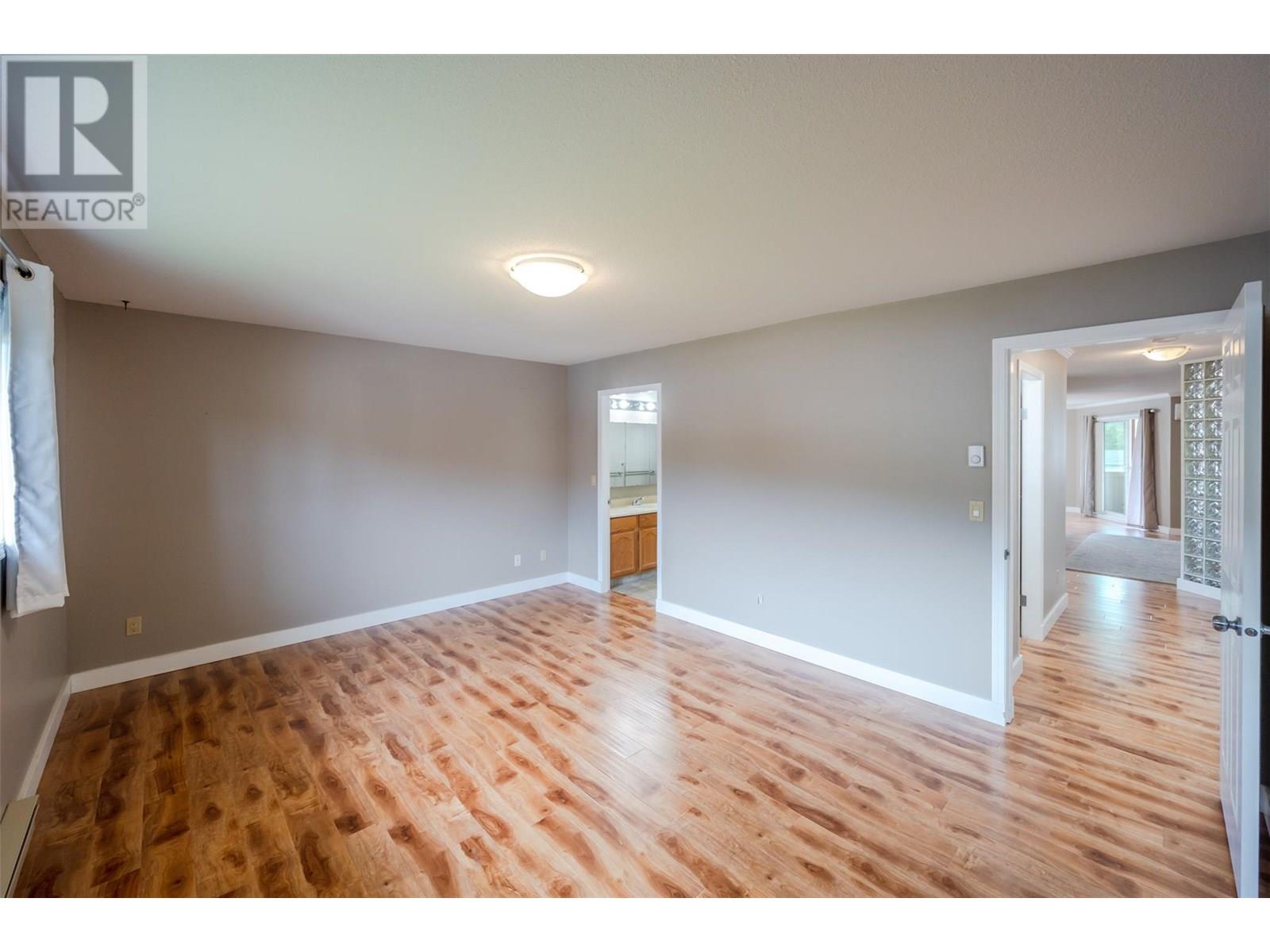 157 Green Avenue W Unit# 201, Penticton