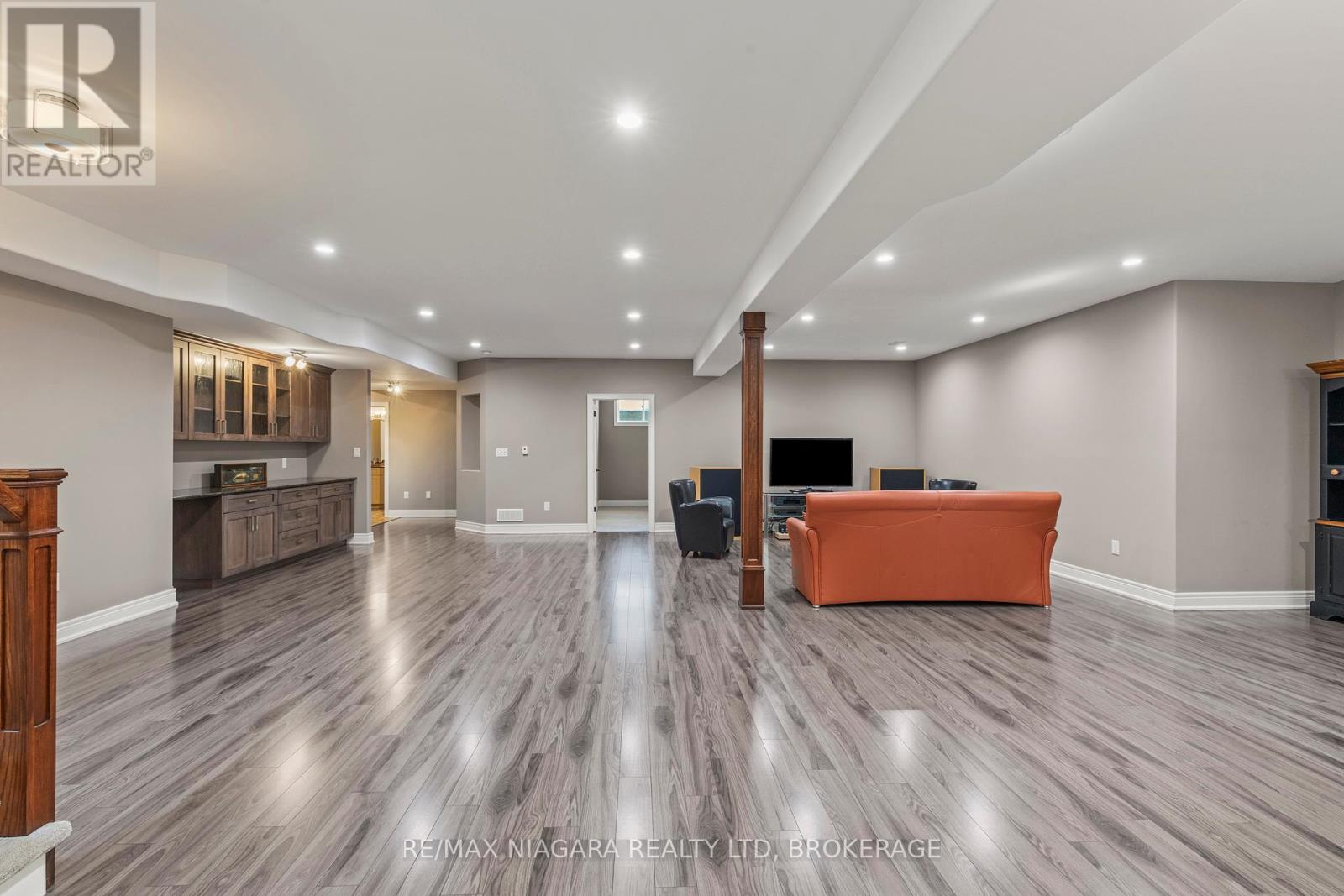 Photo 33 of 44 Stoneridge Crescent, Niagaraonthelake ON