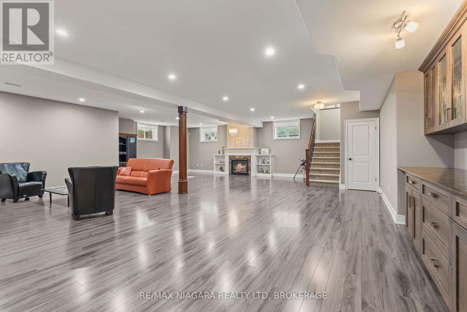 Photo 29 of 44 Stoneridge Crescent, Niagaraonthelake ON
