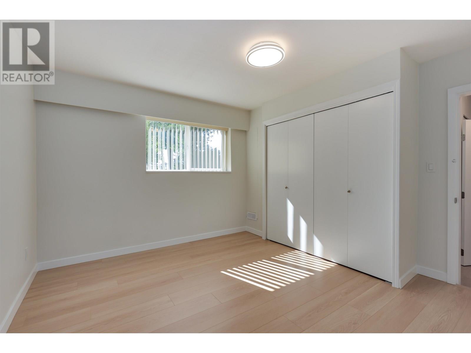 Photo 20 of 860 Howard Avenue, Burnaby BC