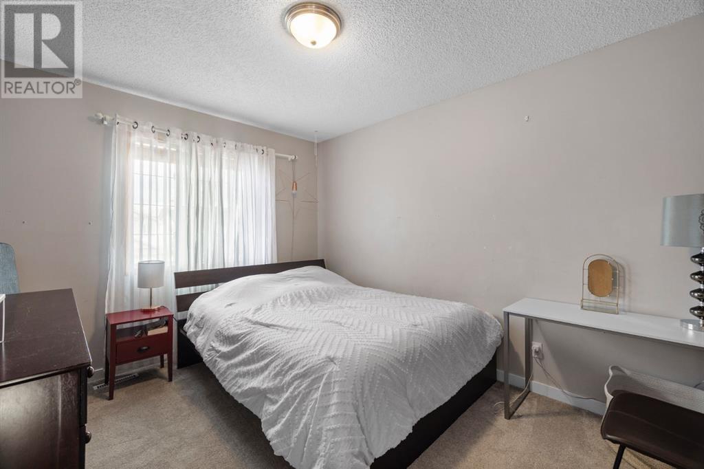 Photo 30 of 168 Fairways Drive Nw, Airdrie AB