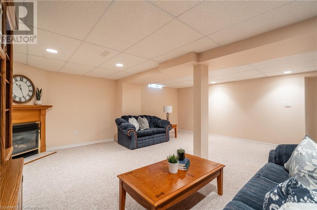Photo 19 of 281 Silverbirch Boulevard Unit 19, Mount Hope ON