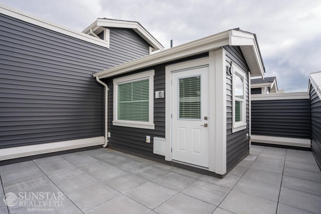 Photo 23 of 37 8371 202 B Street, Langley BC