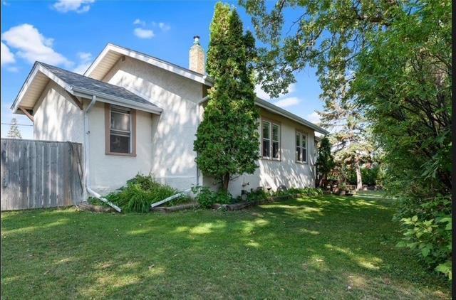 Photo 14 of 10 St David Road, Winnipeg MB