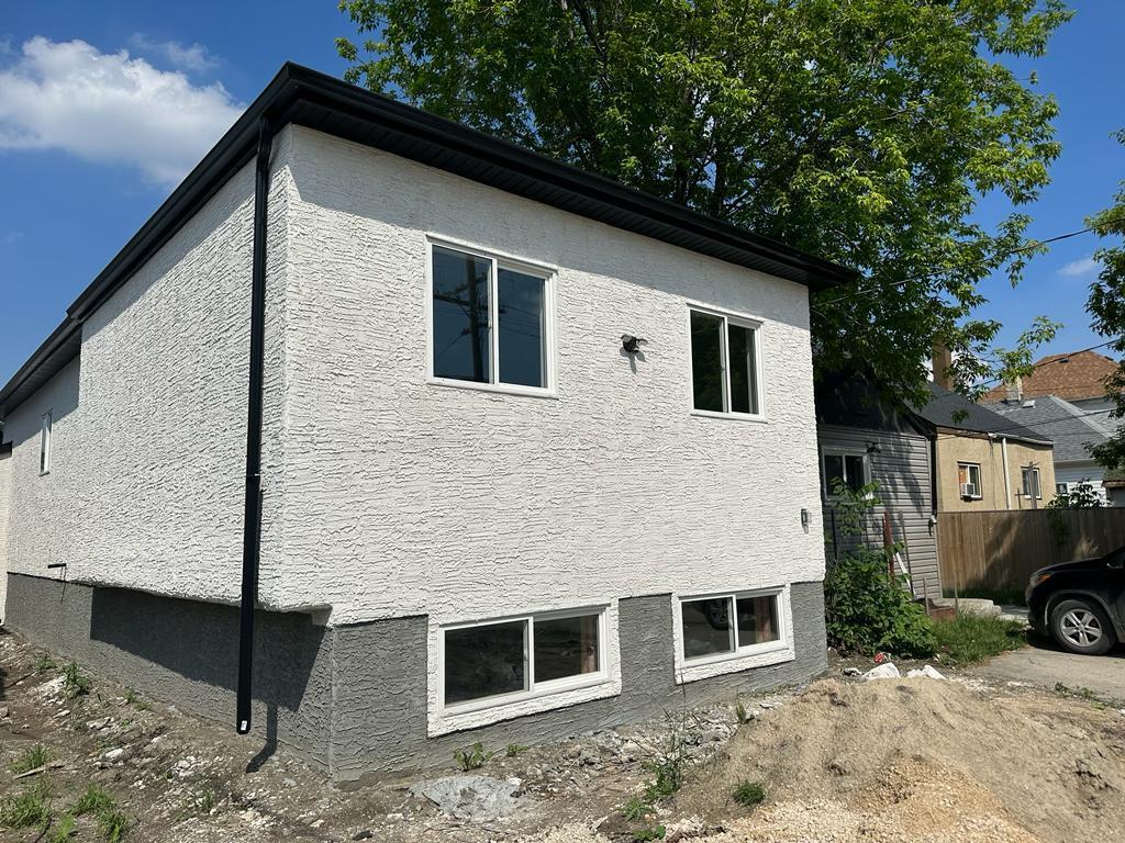 Photo 19 of 1482 Alexander Avenue, Winnipeg MB