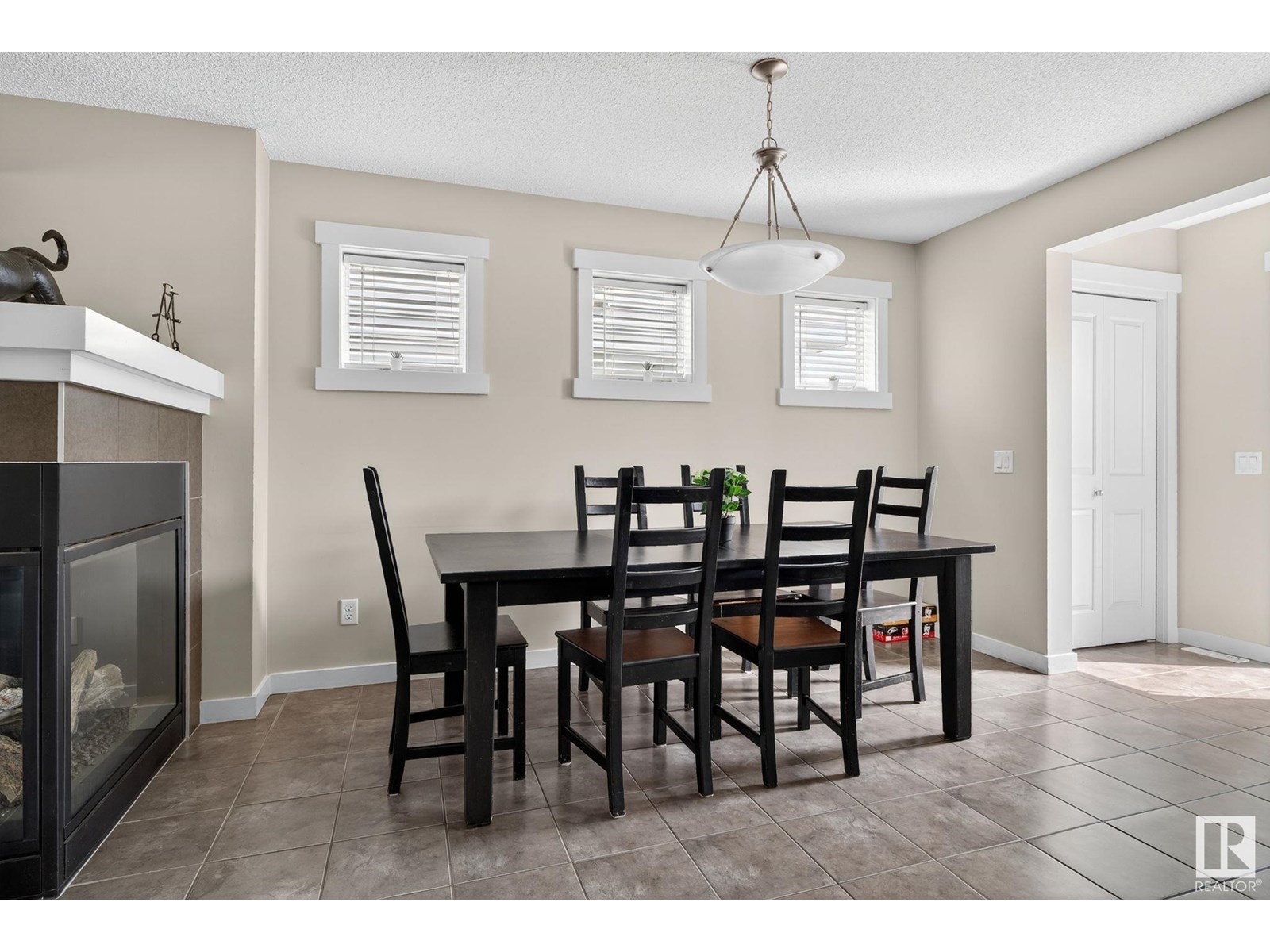 Photo 9 of 5135 1 A Av Sw, Edmonton AB