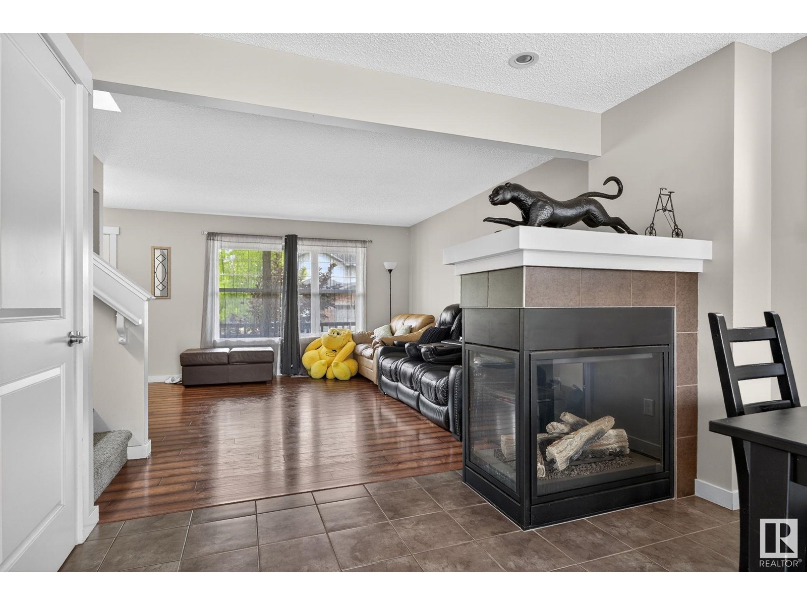 Photo 8 of 5135 1 A Av Sw, Edmonton AB