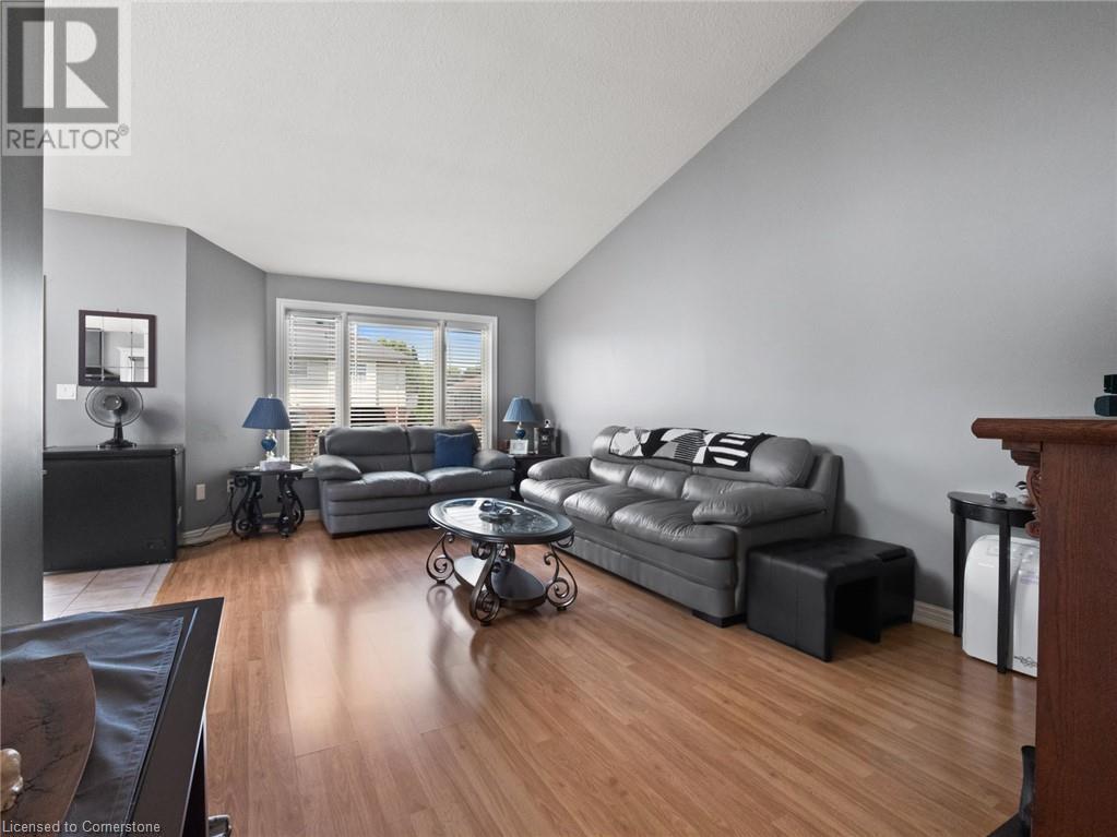 Photo 10 of 7721 Parkview Crescent, Niagara Falls ON