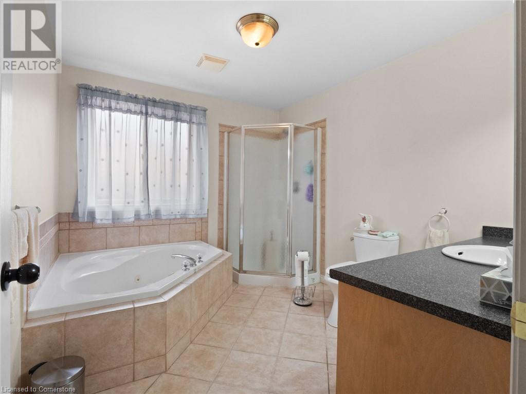 Photo 15 of 7721 Parkview Crescent, Niagara Falls ON