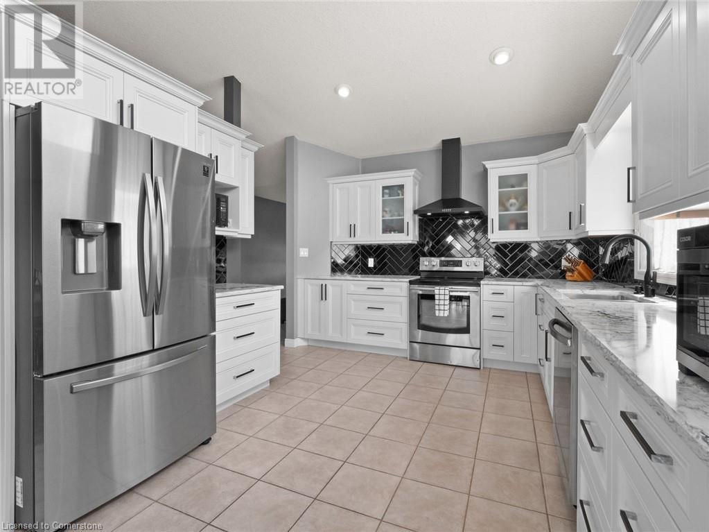 Photo 6 of 7721 Parkview Crescent, Niagara Falls ON