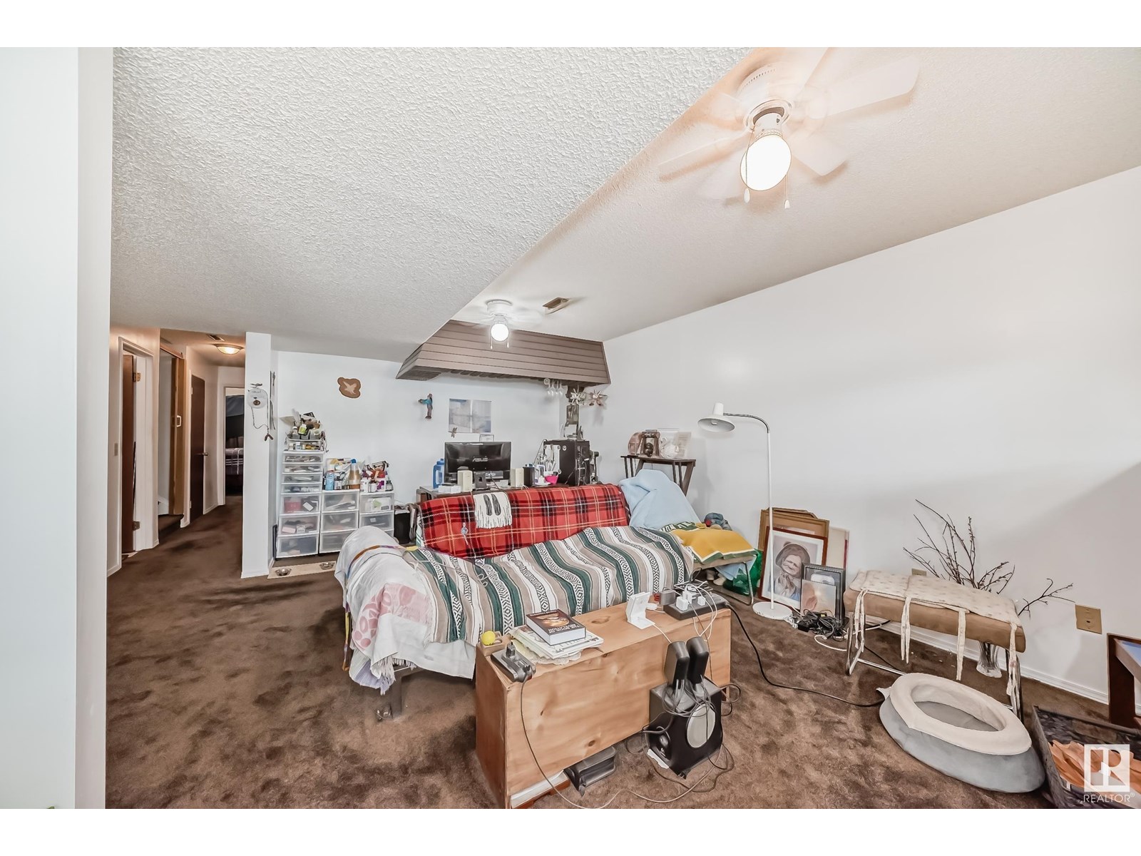 Photo 14 of 11240 95 A St Nw, Edmonton AB