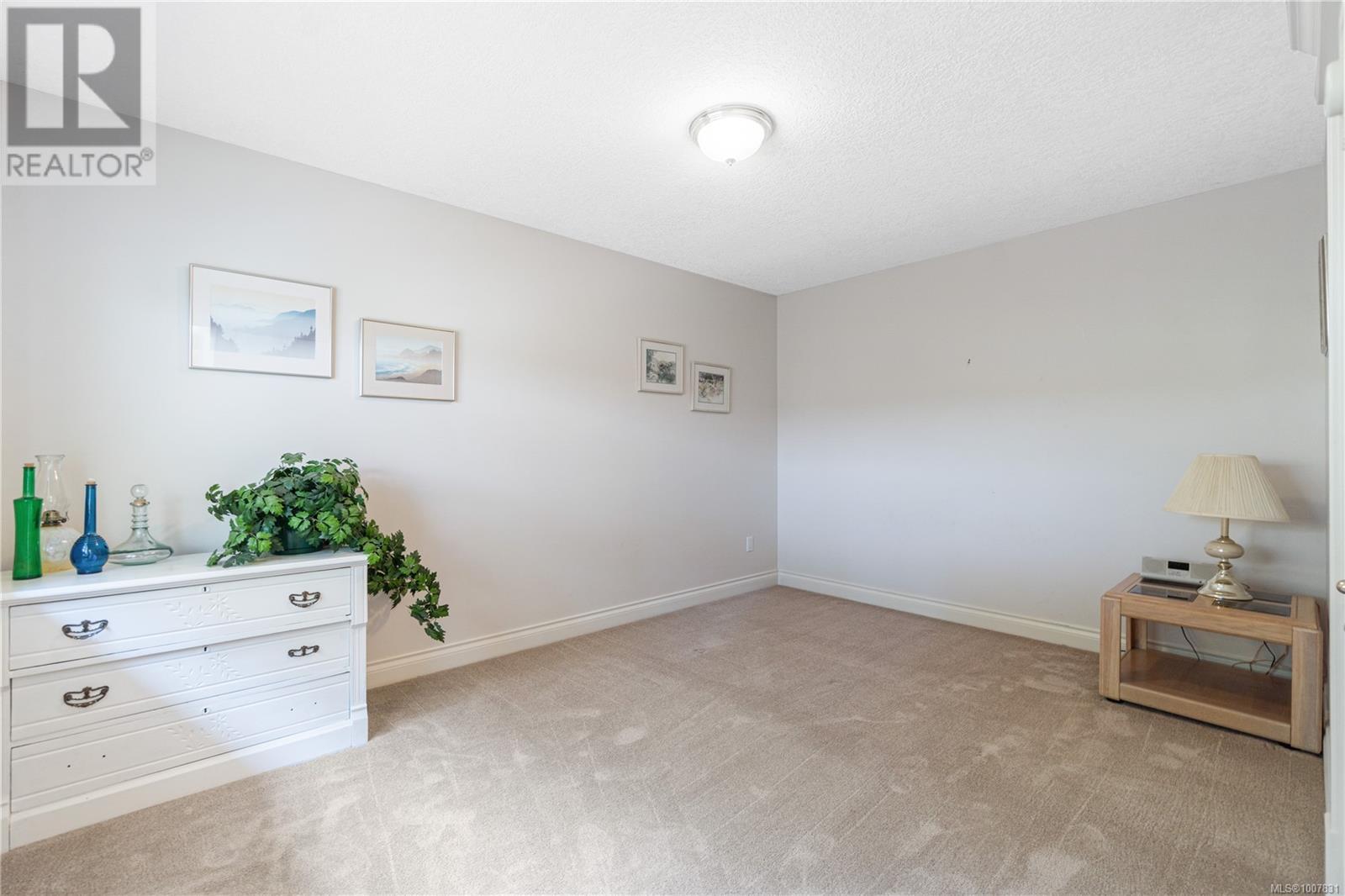 Photo 23 of 578 Wain Rd, Parksville BC