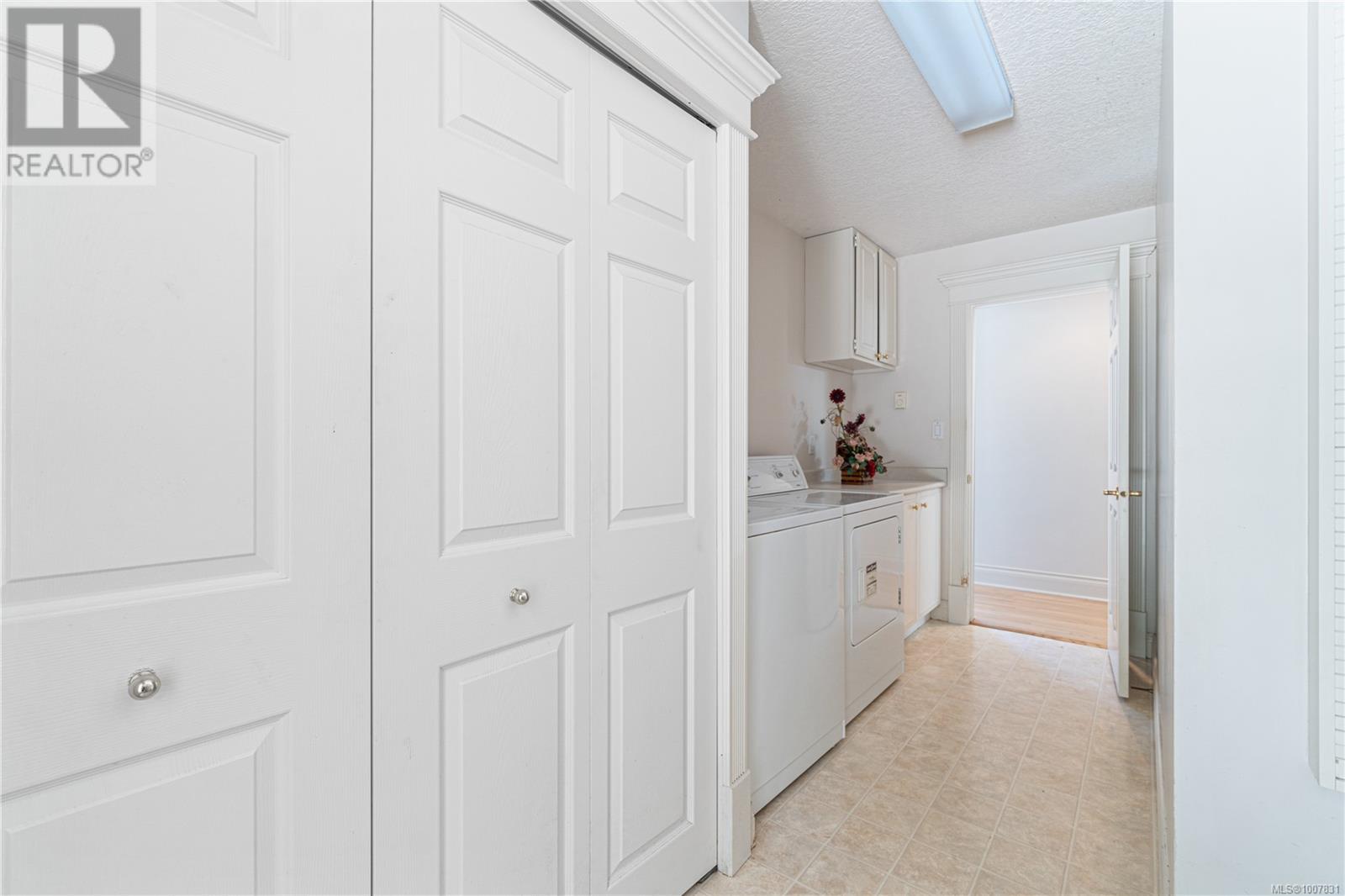 Photo 26 of 578 Wain Rd, Parksville BC