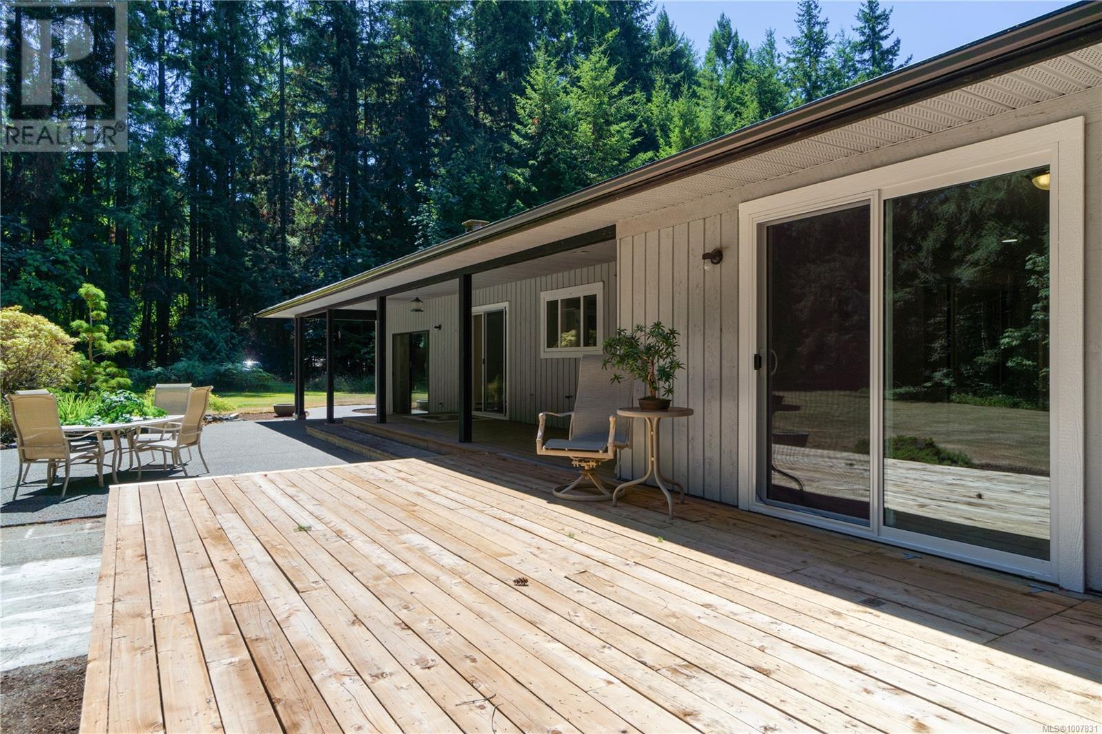 Photo 32 of 578 Wain Rd, Parksville BC