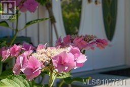 Photo 49 of 578 Wain Rd, Parksville BC