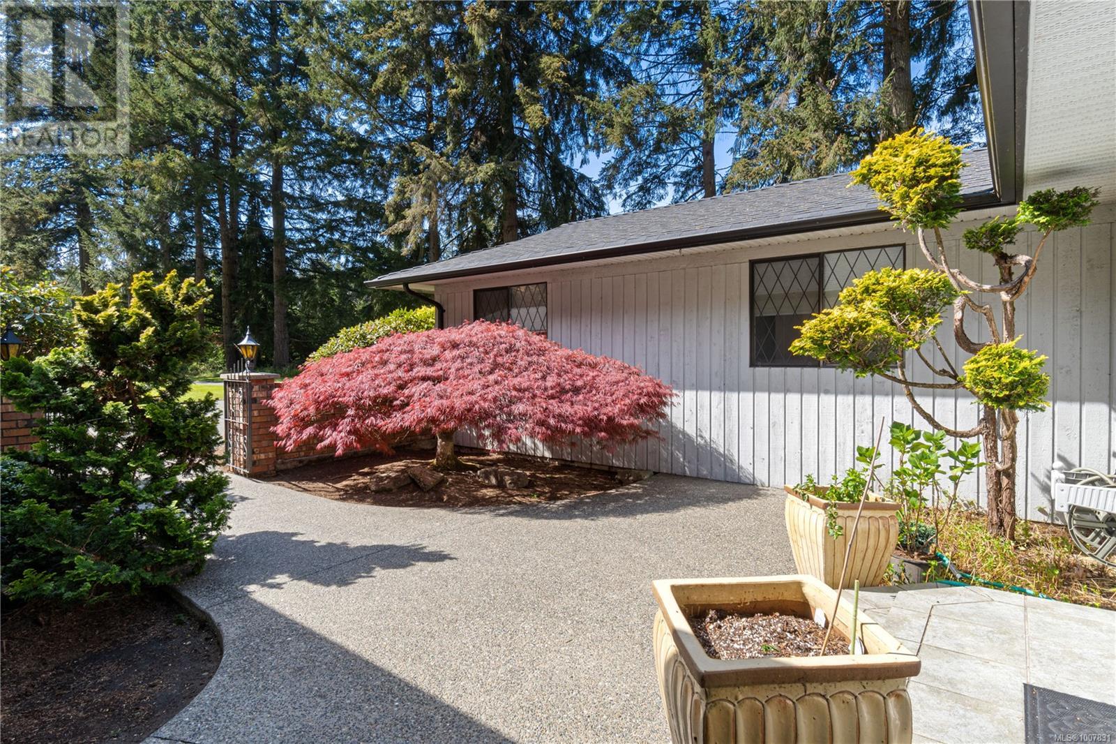 Photo 71 of 578 Wain Rd, Parksville BC