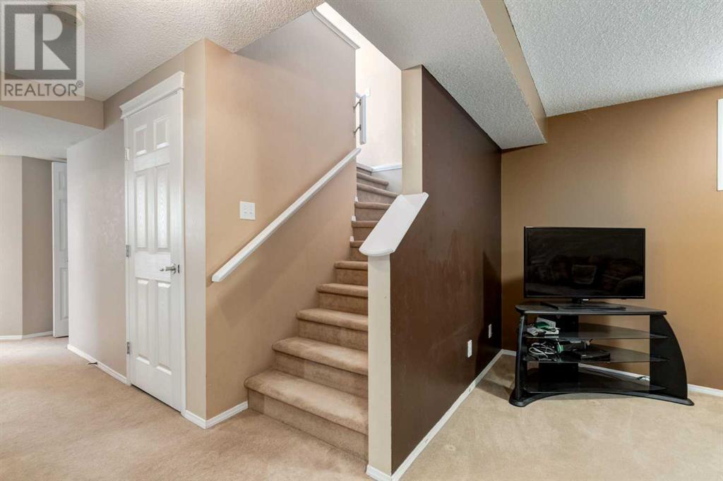 Single Family House Bi-level for Sale in  Copperfield Rise SE Copperfield Calgary 