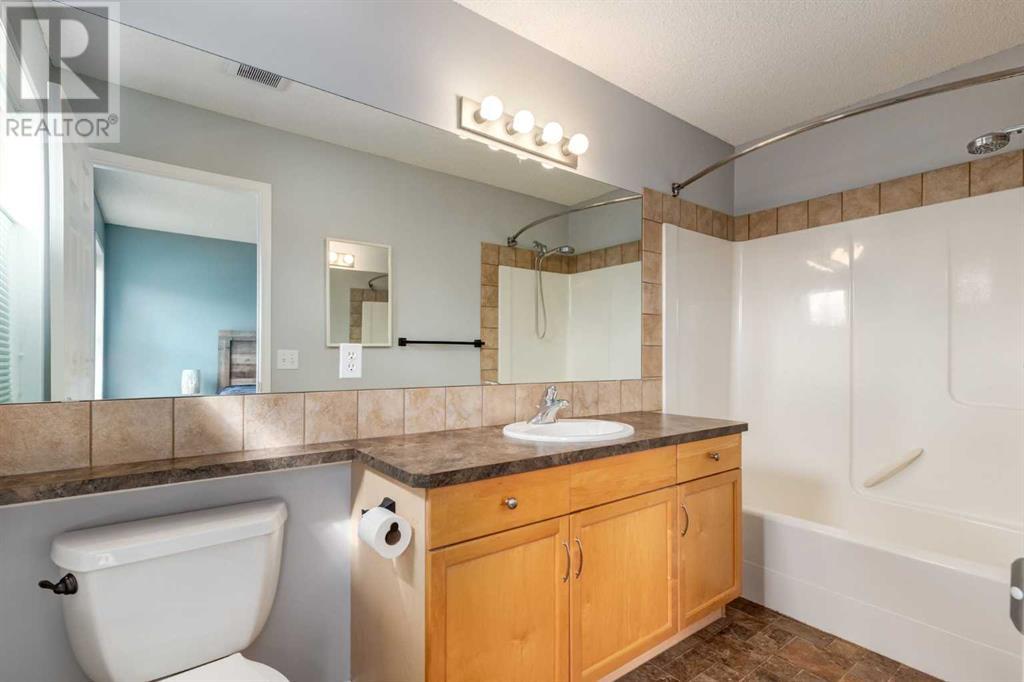 Single Family House Bi-level for Sale in  Copperfield Rise SE Copperfield Calgary 
