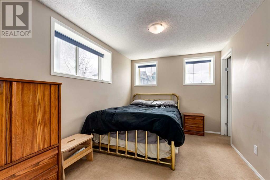 Single Family House Bi-level for Sale in  Copperfield Rise SE Copperfield Calgary 