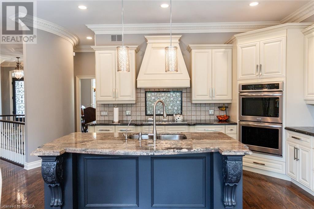 Photo 31 of 75 St Andrews Drive, Brantford ON