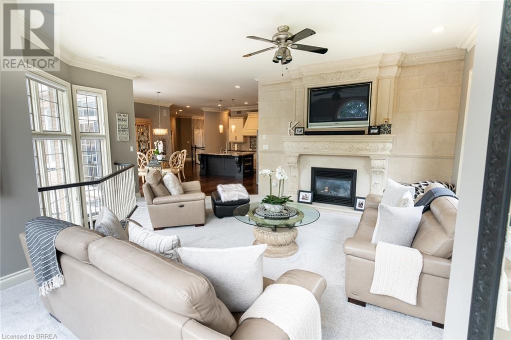 Photo 35 of 75 St Andrews Drive, Brantford ON