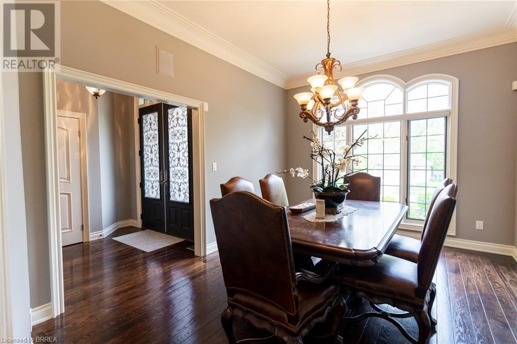 Photo 3 of 75 St Andrews Drive, Brantford ON