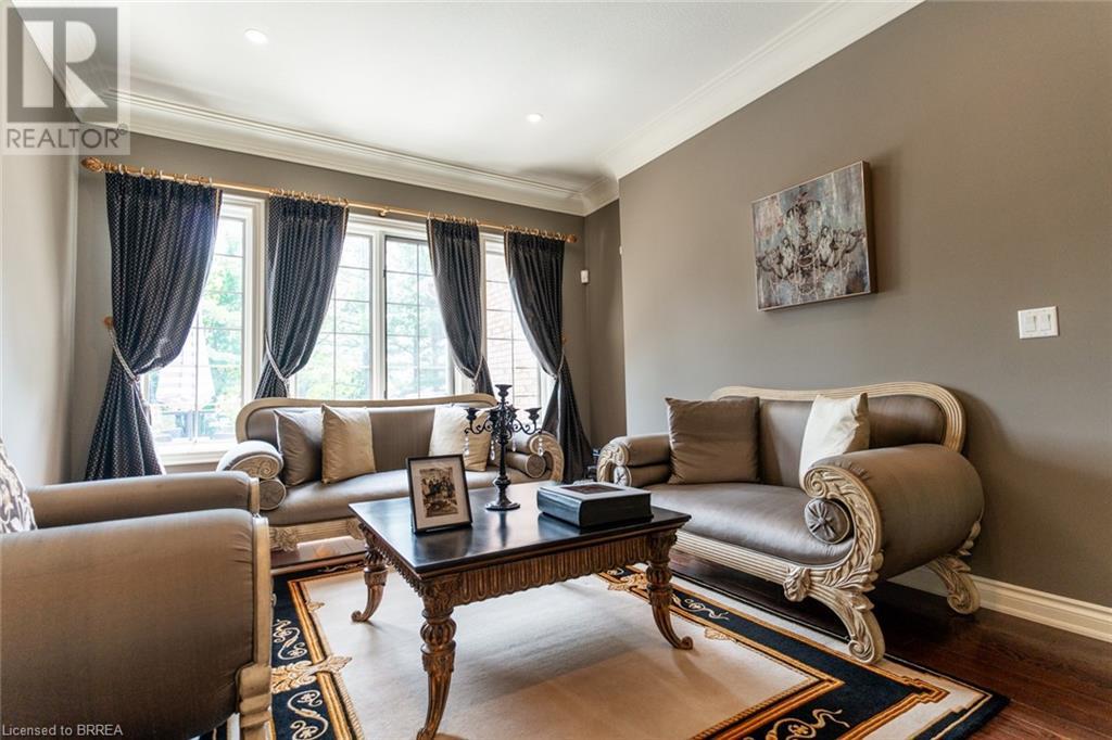 Photo 15 of 75 St Andrews Drive, Brantford ON