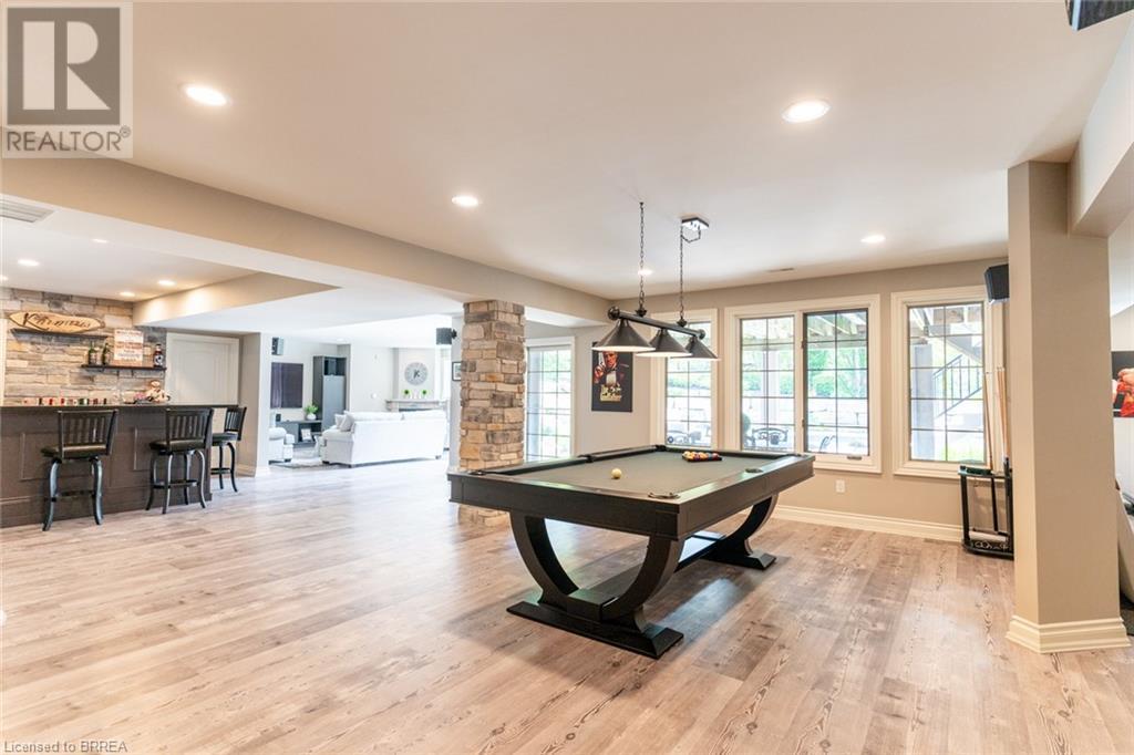 Photo 17 of 75 St Andrews Drive, Brantford ON