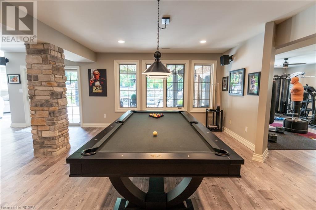 Photo 7 of 75 St Andrews Drive, Brantford ON