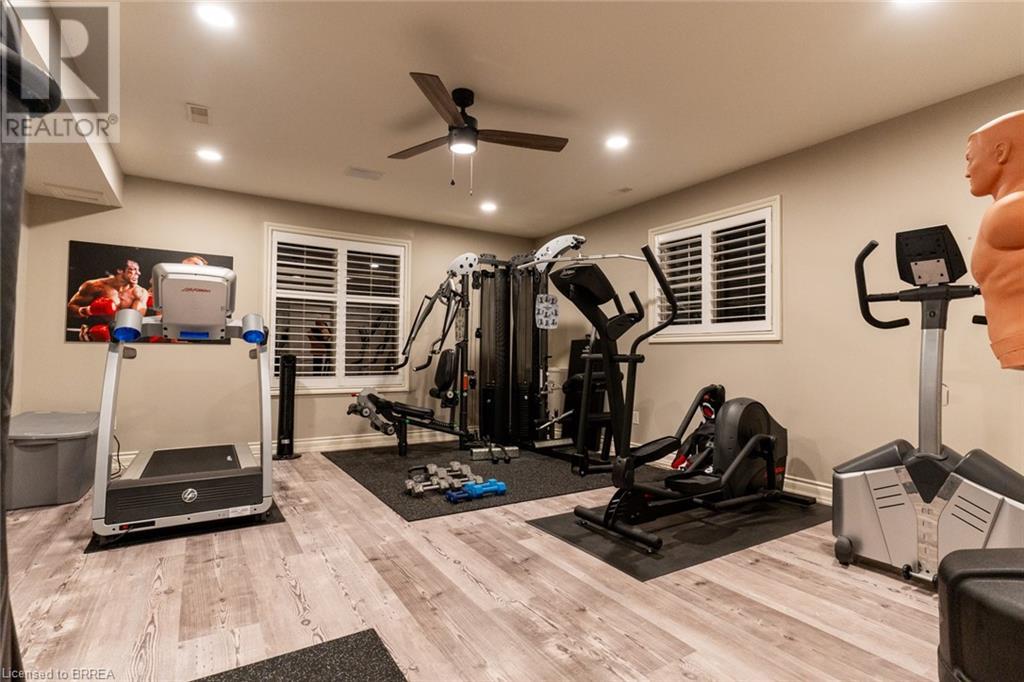 Photo 24 of 75 St Andrews Drive, Brantford ON