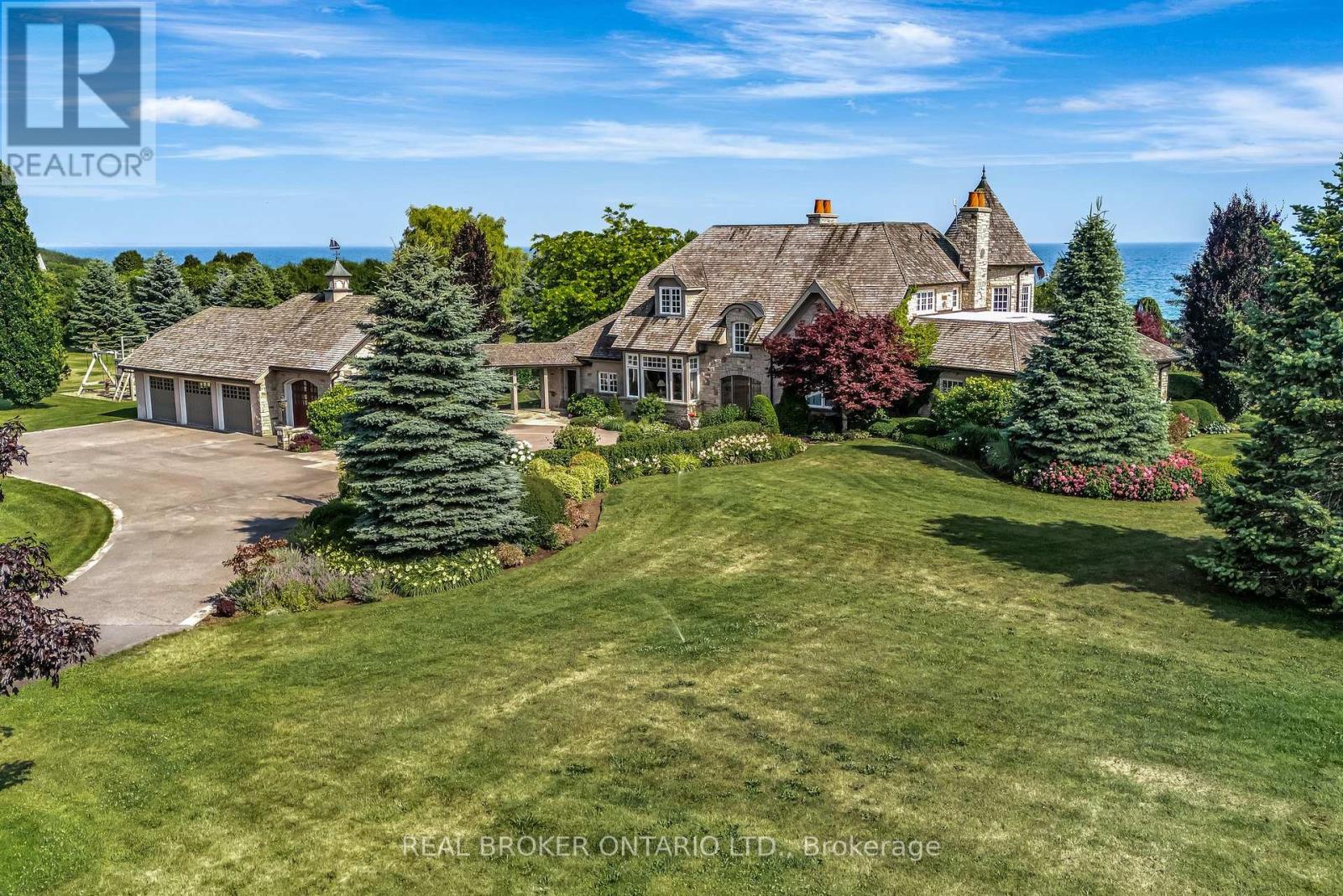 Photo 29 of 37 Bellavista Drive, Prince Edward County ON