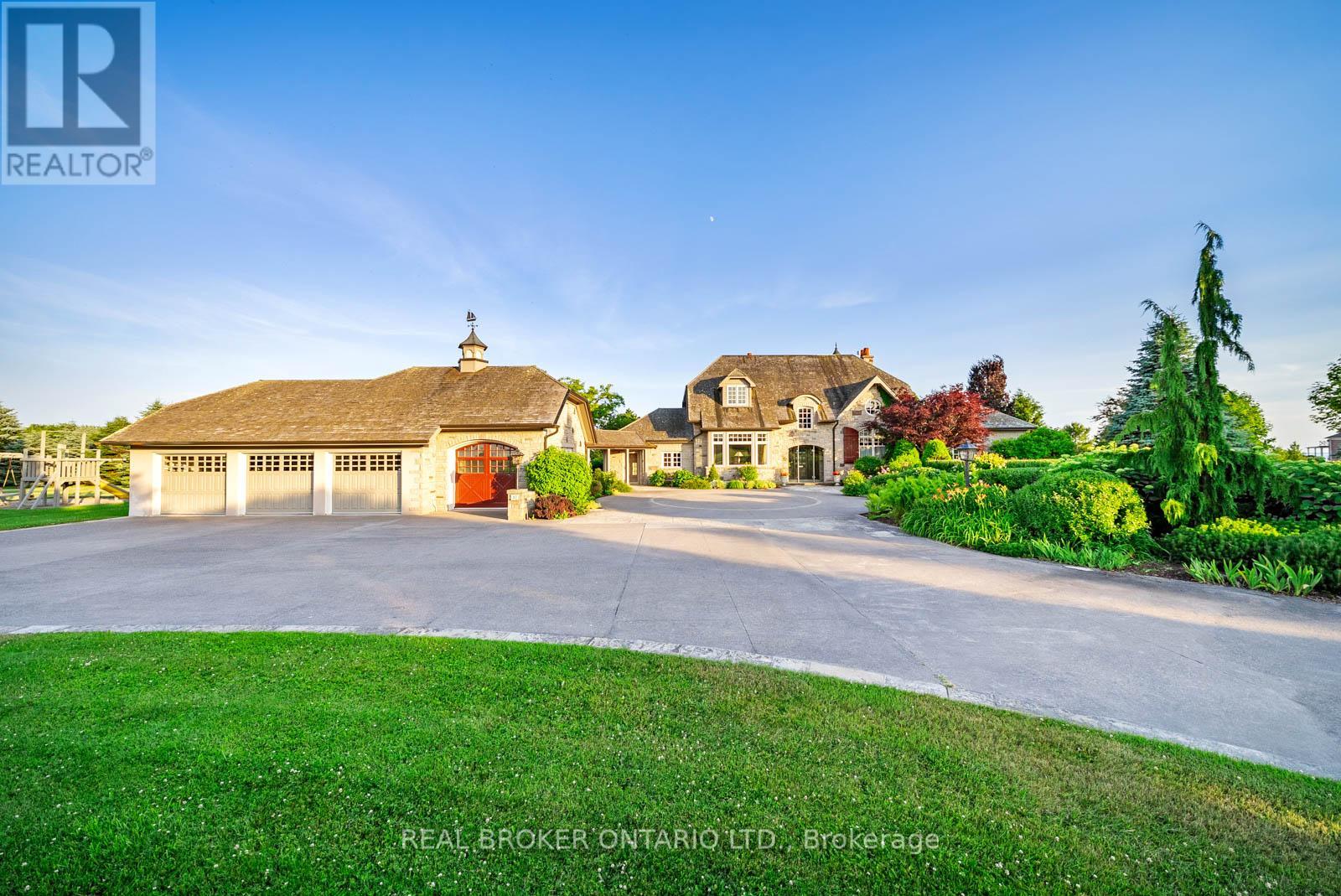 Photo 27 of 37 Bellavista Drive, Prince Edward County ON
