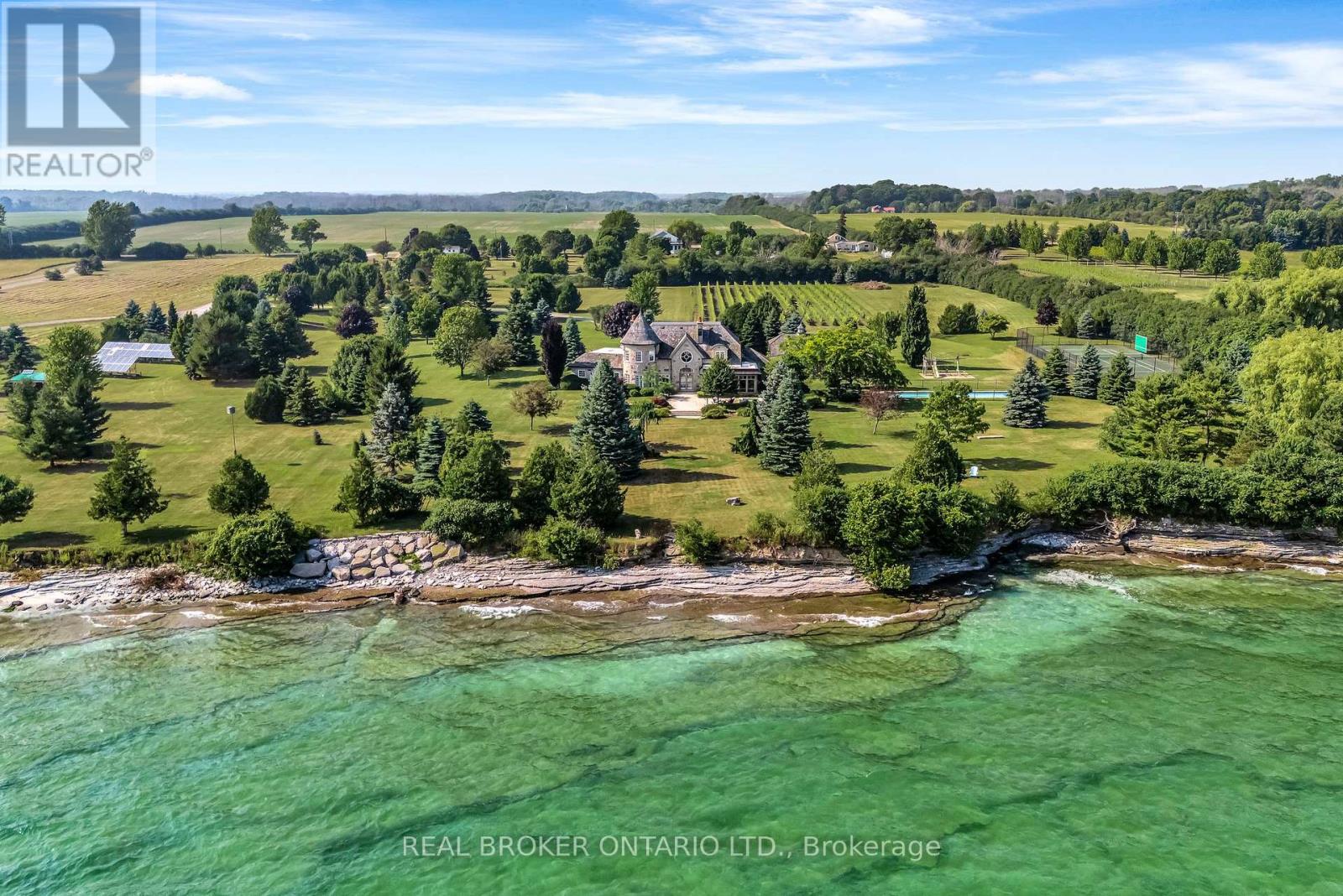 Photo 7 of 37 Bellavista Drive, Prince Edward County ON